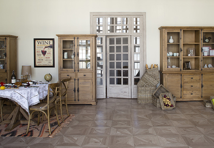 Thonet