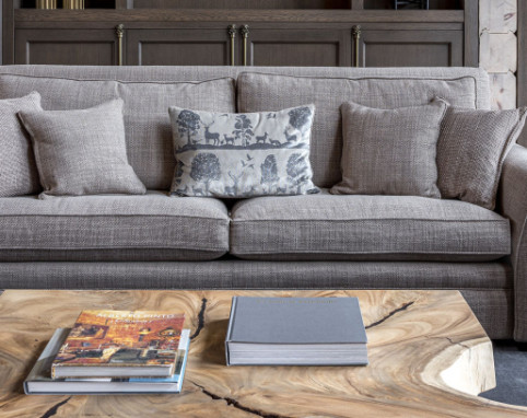 Натуральные материалы и природные мотивы: Интерьер дачи в Подмосковье.