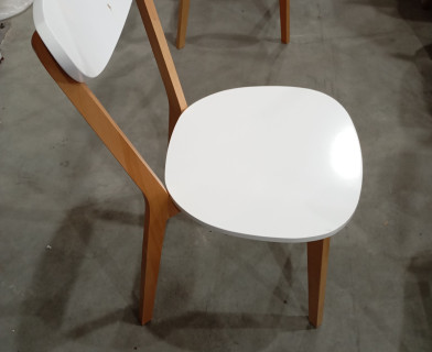 Стул жесткое сиденье MAXI (Макси) каркас бук, сиденье, спинка - мдф, 86 х 48.5 х 54.5 см, Белый+Натуральный ( Бук)