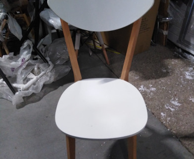 Стул жесткое сиденье MAXI (Макси) каркас бук, сиденье, спинка - мдф, 86 х 48.5 х 54.5 см, Белый+Натуральный ( Бук)