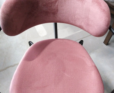 Кресло VAN HALLEN (mod. 2433S) ткань/металл, 54,5х53,5/76 см, высота до сиденья 46 см, коралловый/черный