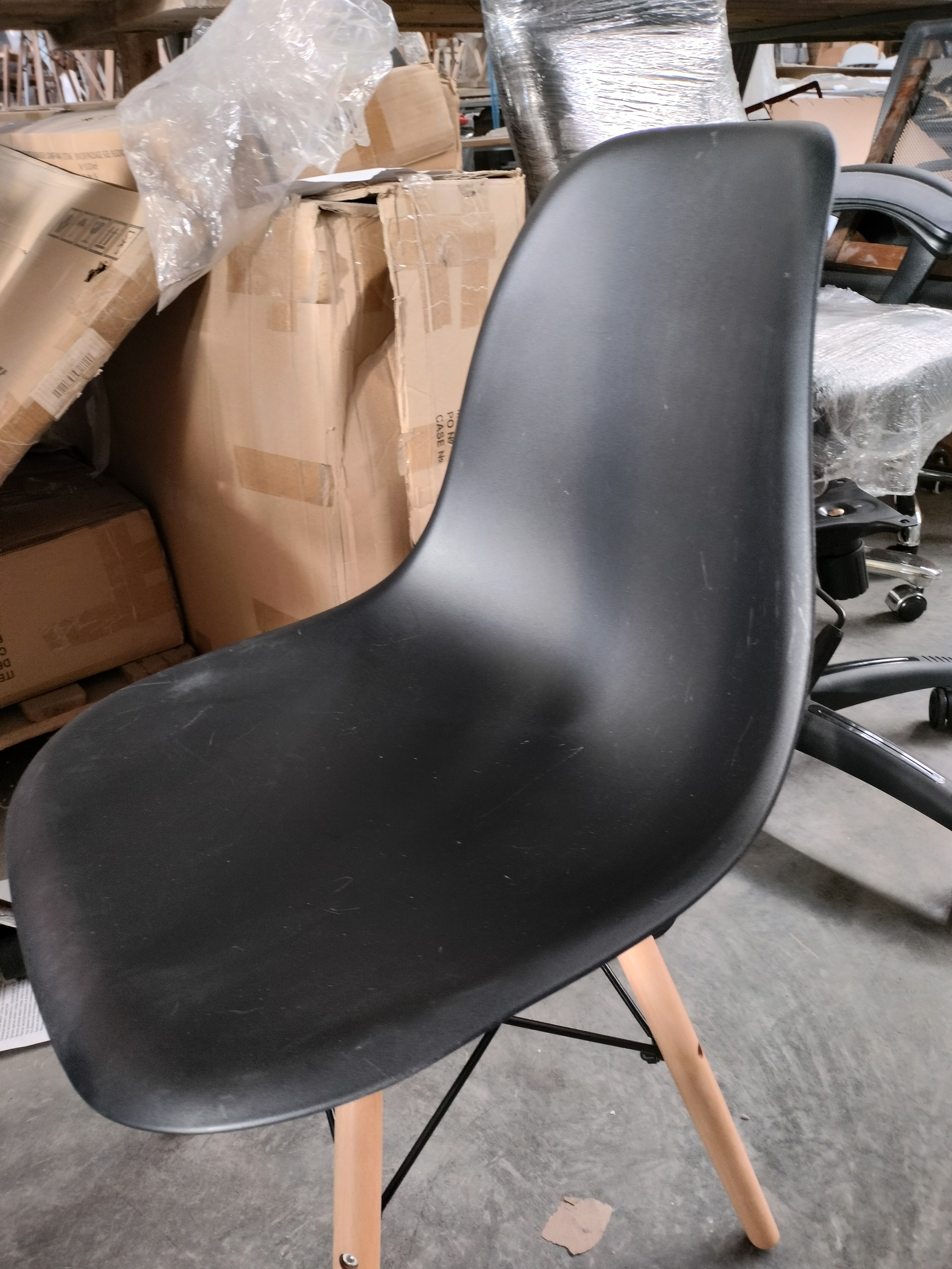 Стул CINDY (EAMES) (mod. 1801) / 1 шт. в упаковке дерево бук/металл/сиденье пластик, 45x51x82 см, Black (черный)