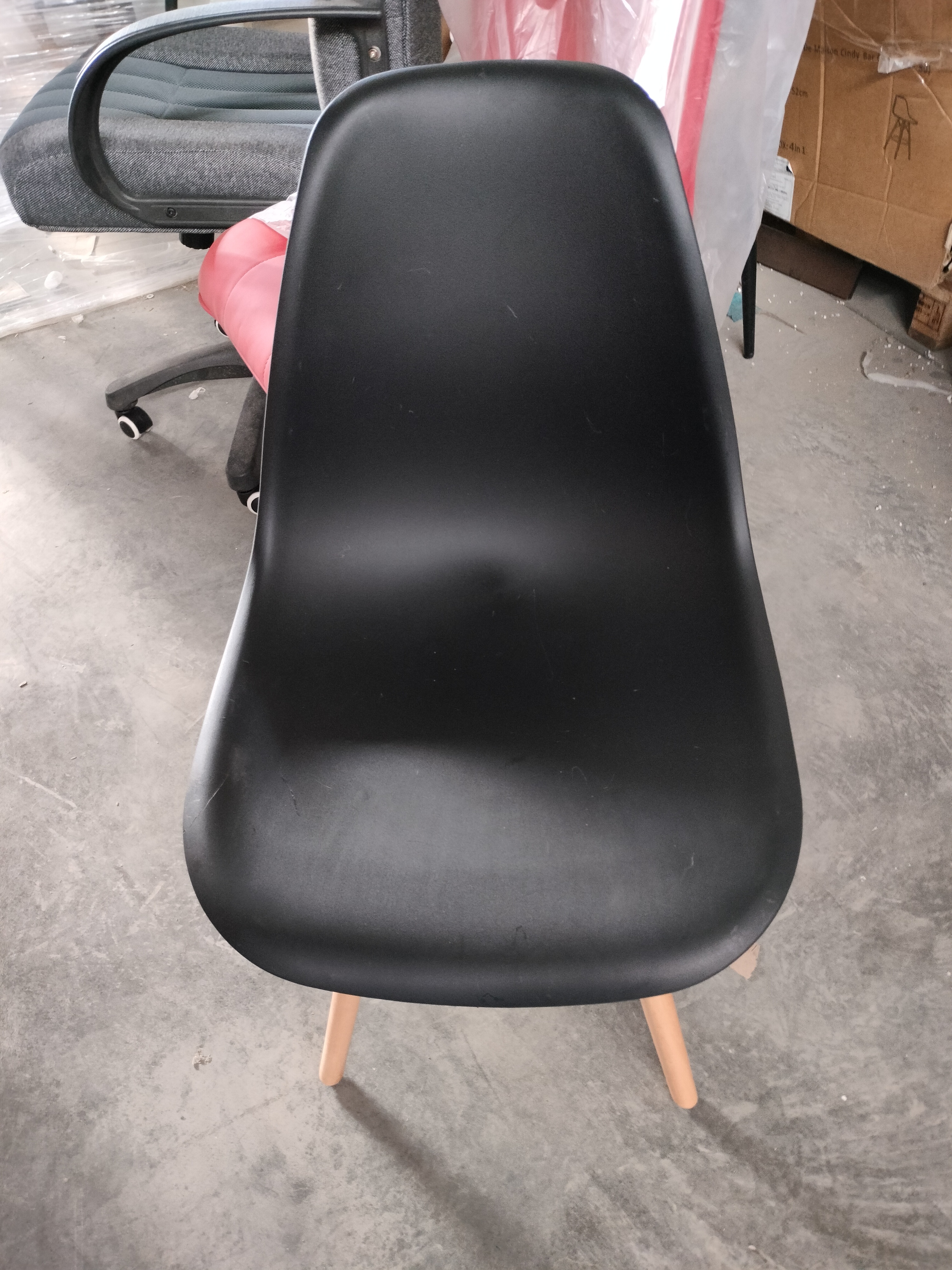 Стул CINDY (EAMES) (mod. 1801) / 1 шт. в упаковке дерево бук/металл/сиденье пластик, 45x51x82 см, Black (черный)