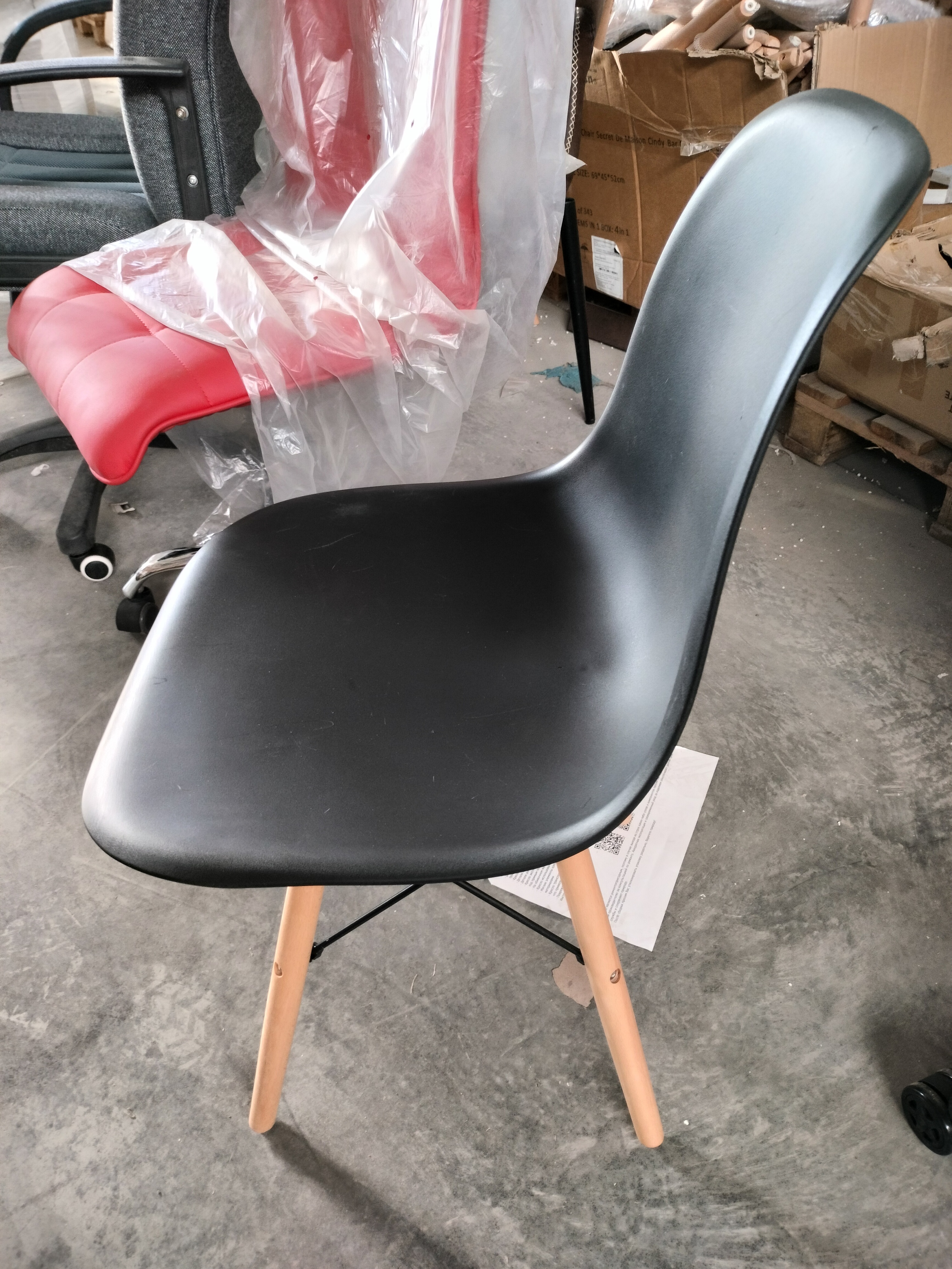 Стул CINDY (EAMES) (mod. 1801) / 1 шт. в упаковке дерево бук/металл/сиденье пластик, 45x51x82 см, Black (черный)