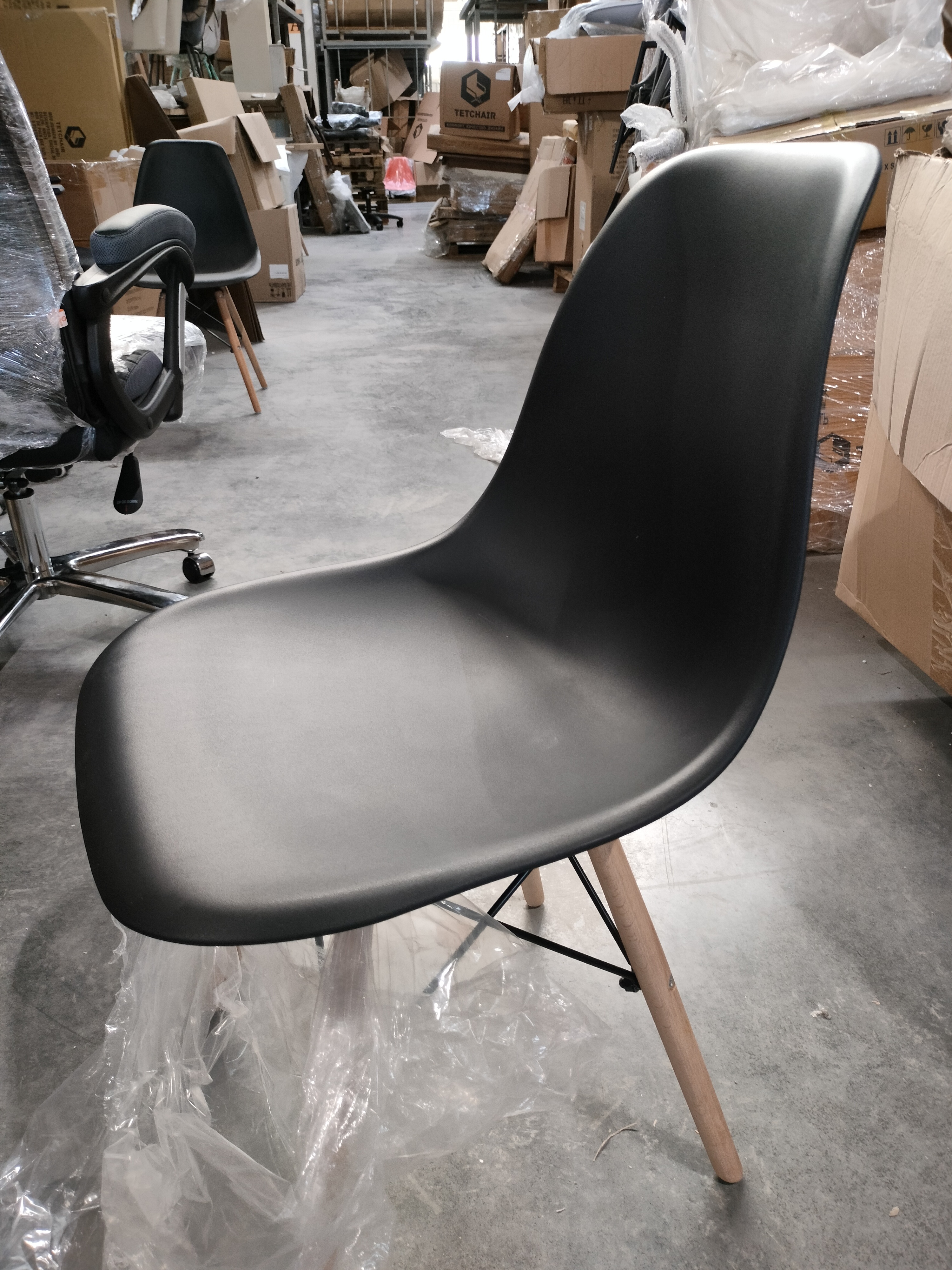 Стул CINDY (EAMES) (mod. 1801) / 1 шт. в упаковке дерево бук/металл/сиденье пластик, 45x51x82 см, Black (черный)