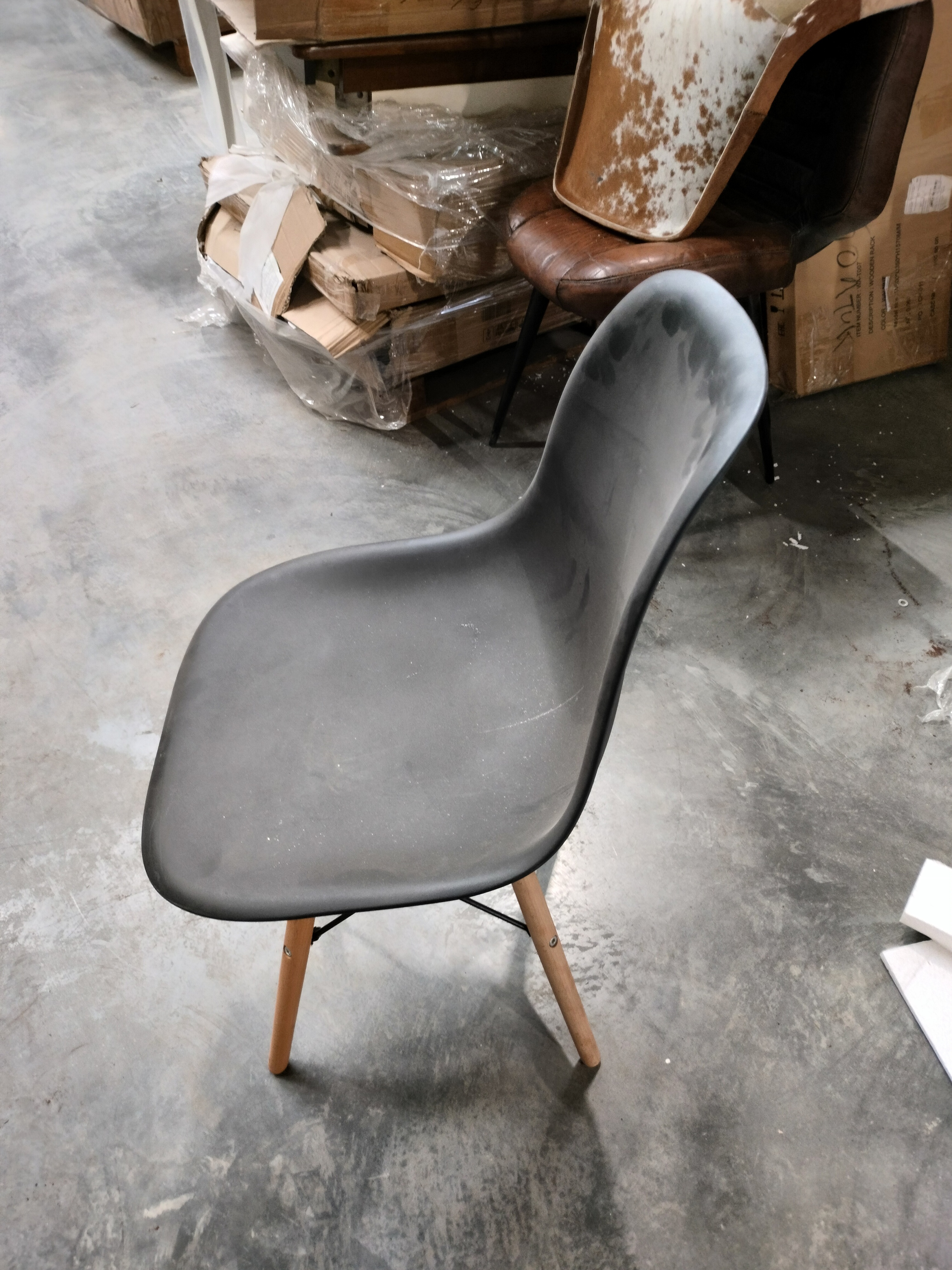 Стул CINDY (EAMES) (mod. 1801) / 1 шт. в упаковке дерево бук/металл/сиденье пластик, 45x51x82 см, Black (черный)