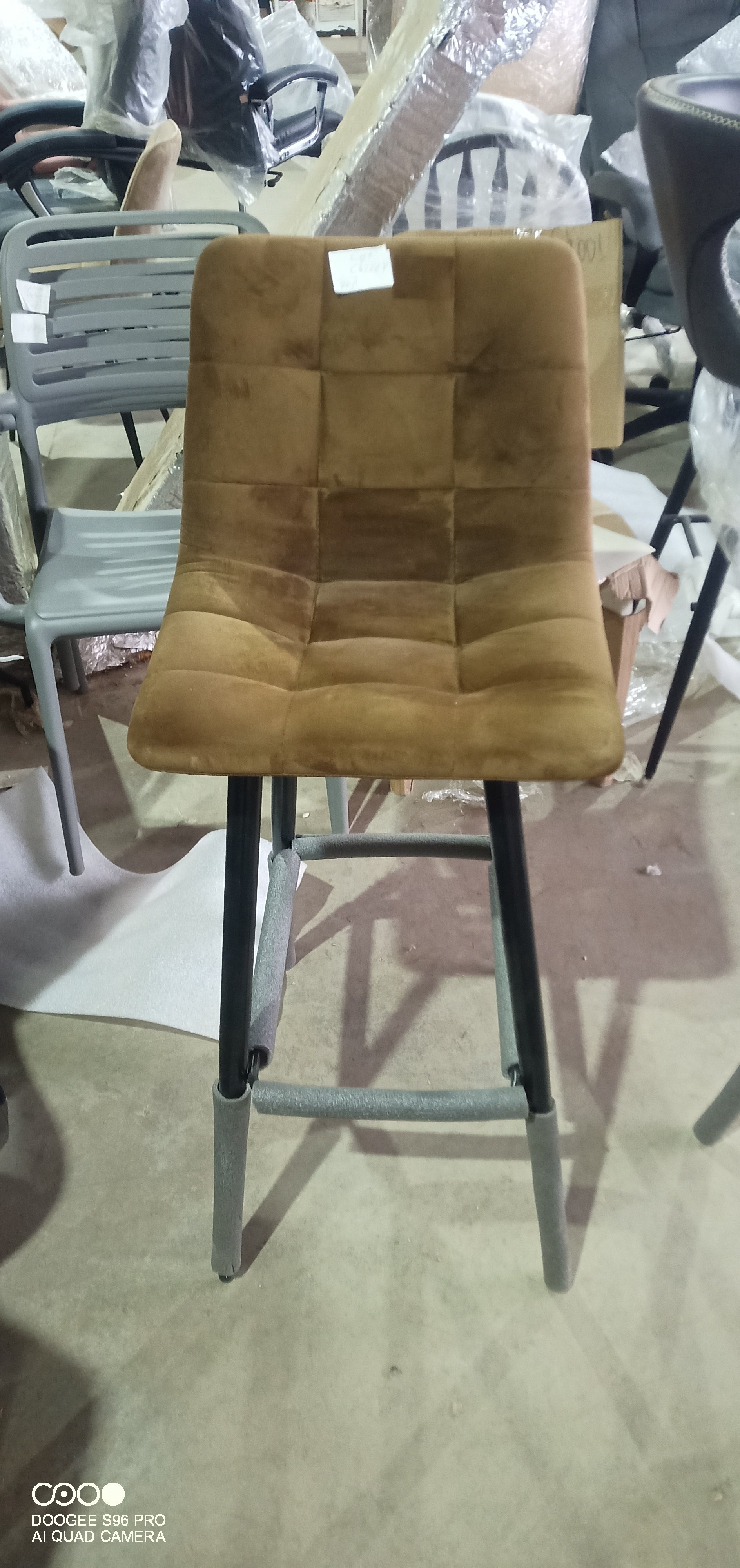 Стул полубарный Чилли/Chilly (мод. 7095пб) ткань/металл, 53х44х94см, коричневый бархат 12/черный