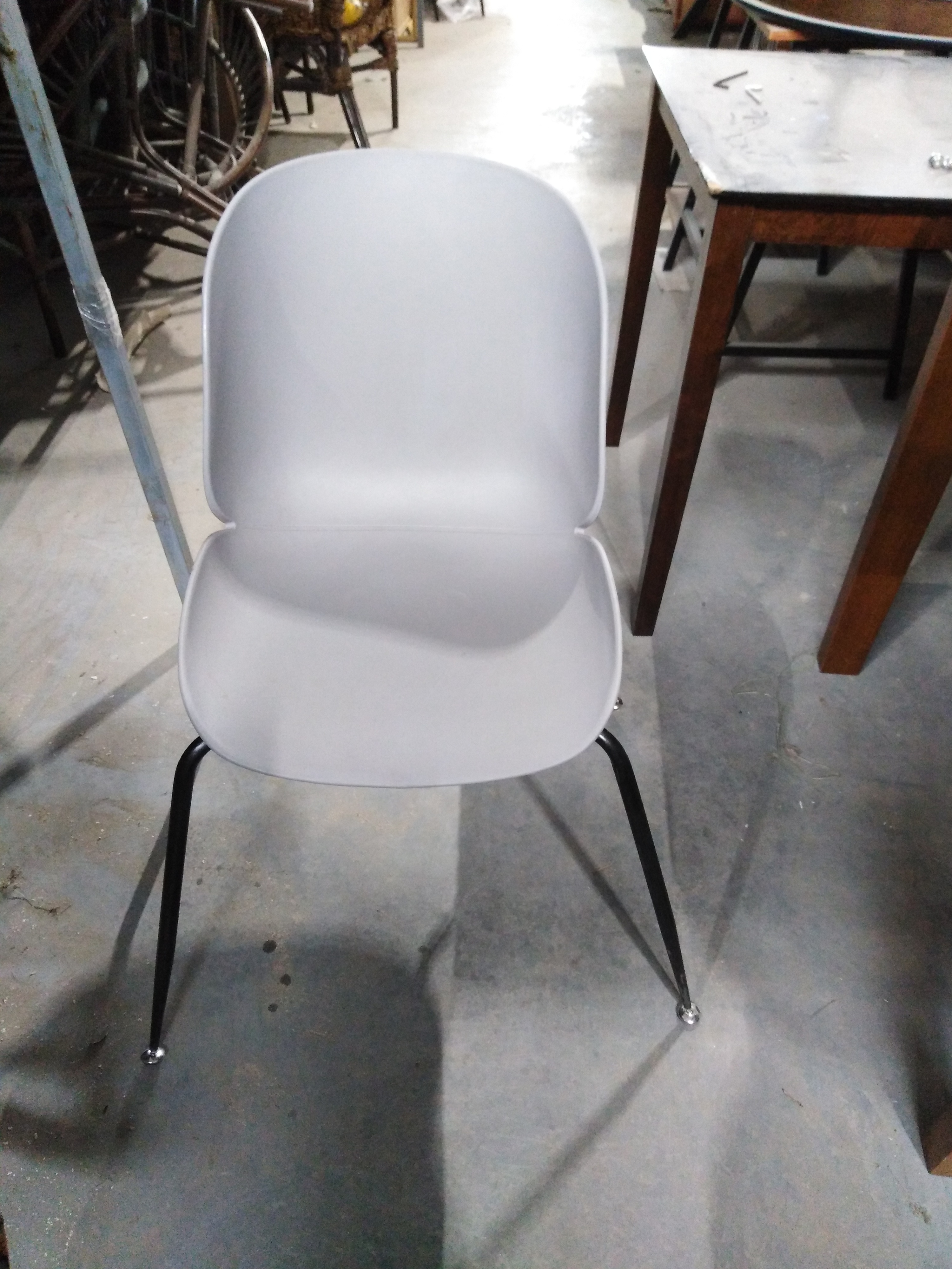 Стул Beetle Chair (mod.70) металл/пластик, 46*57,5*86см, серый