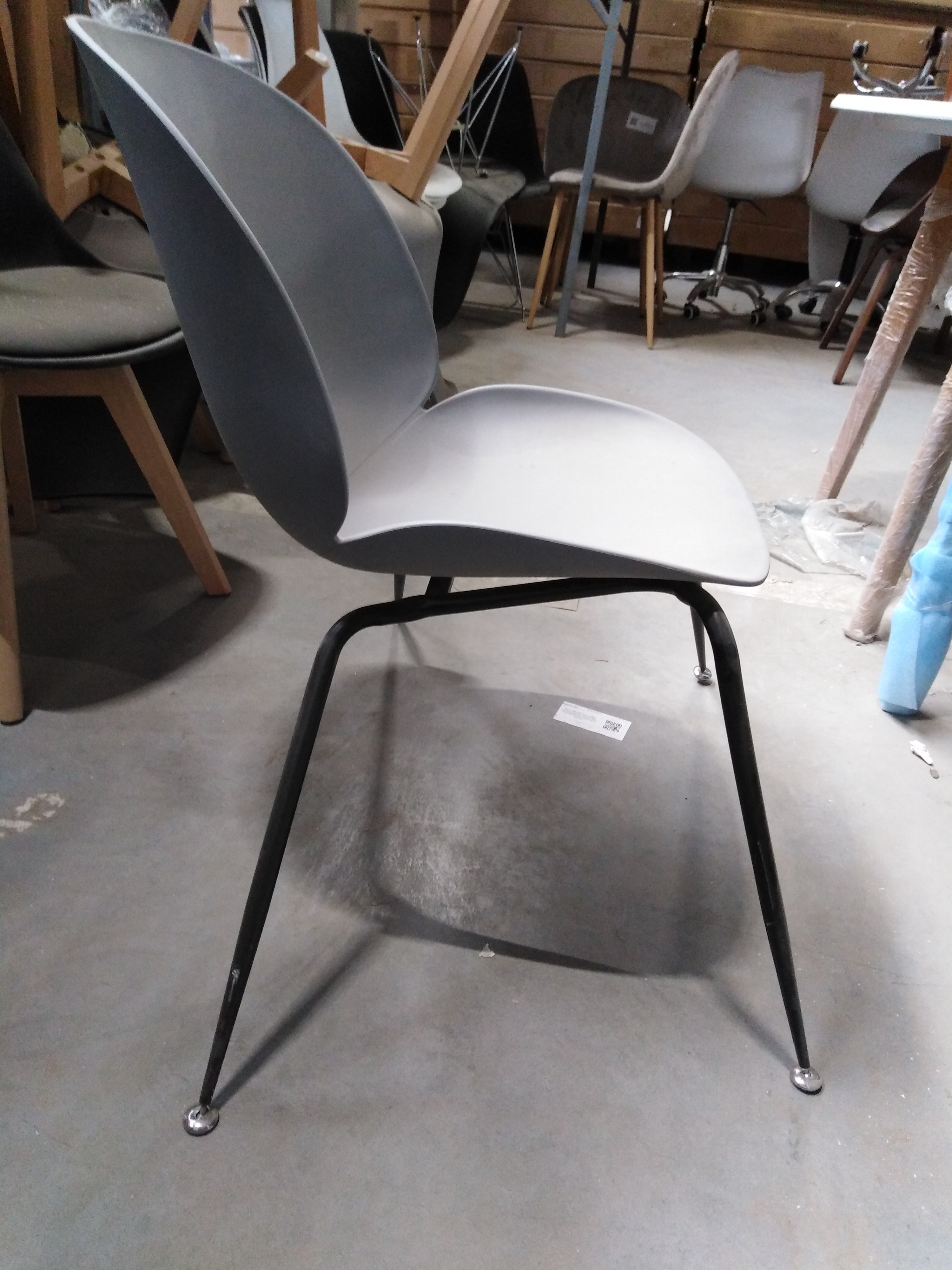 Стул Beetle Chair (mod.70) металл/пластик, 46*57,5*86см, серый