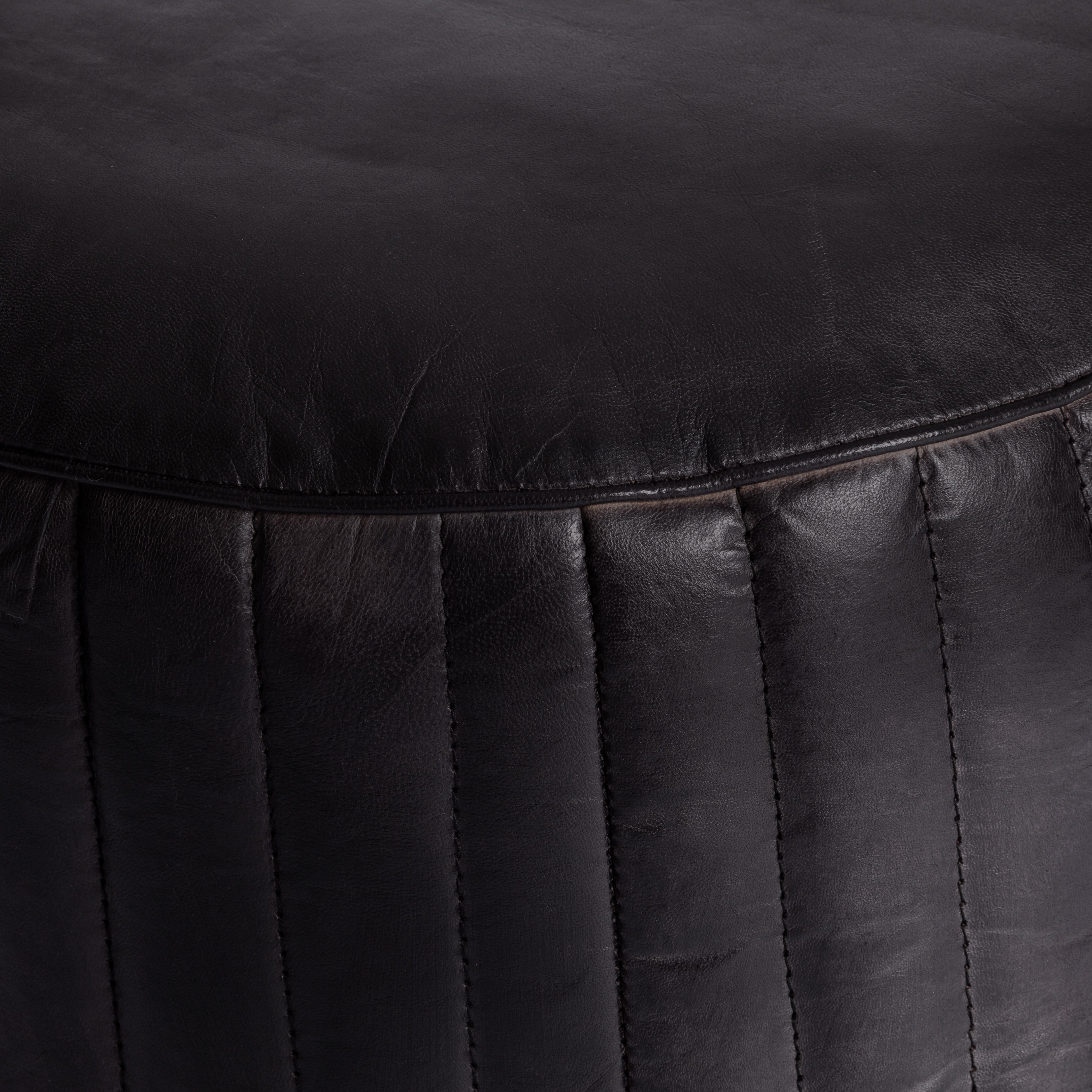 Пуф Secret De Maison TITCH ( mod. 2361 ) кожа буйвола, 42 х 42 х 45 см (42 х 42 х 49 см), черный